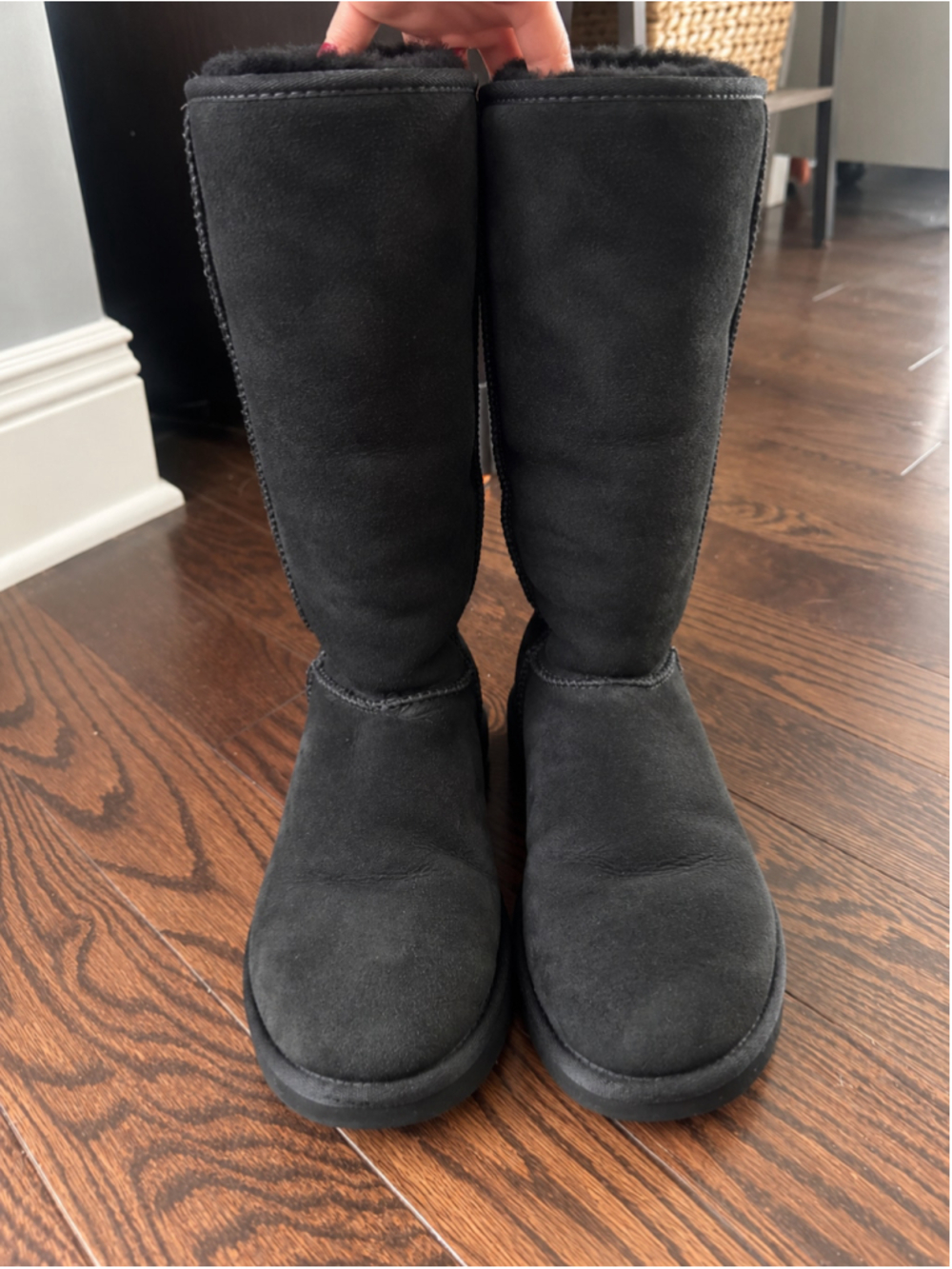UGG Australia Classic Tall 5815 Black Suede Shearling Boots Women’s Size 6